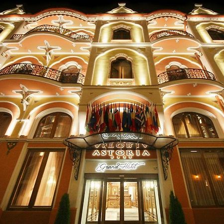 Astoria Grand Hotel Oradea Exterior foto